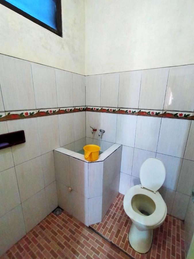Villa Neza Sarangan Exteriör bild